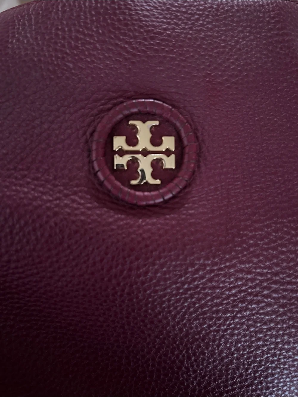 Tory Burch Hobo Shoulder Handbag Gold Detail burgundy